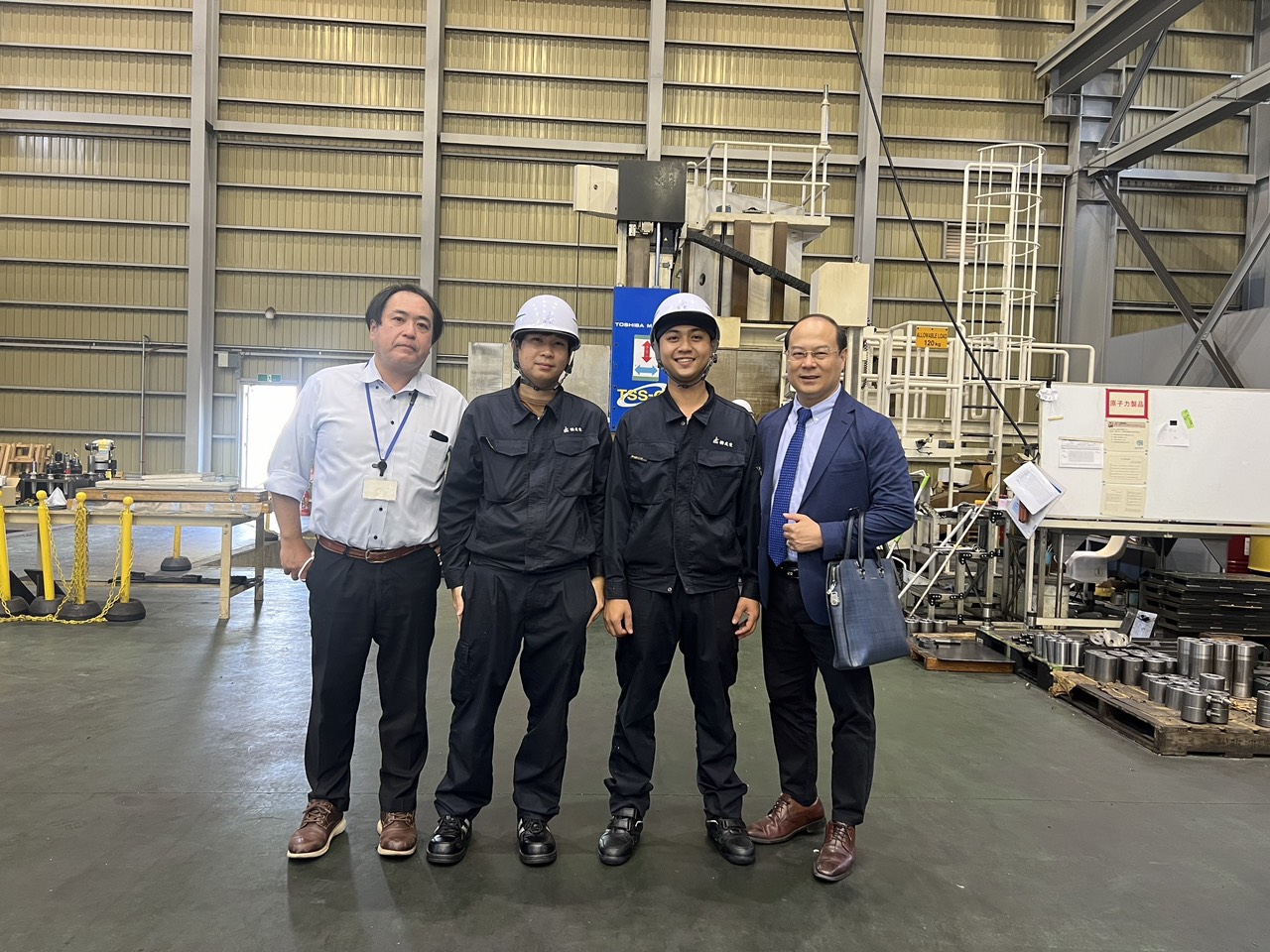 Thăm TTS tại công ty tiếp nhận
